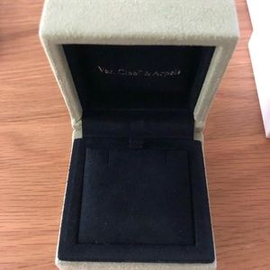 Van Cleef & Arpels jewelry box